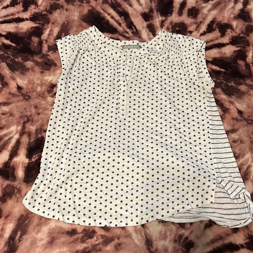 Women’s shirt
